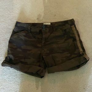 Sanctuary Camo Shorts